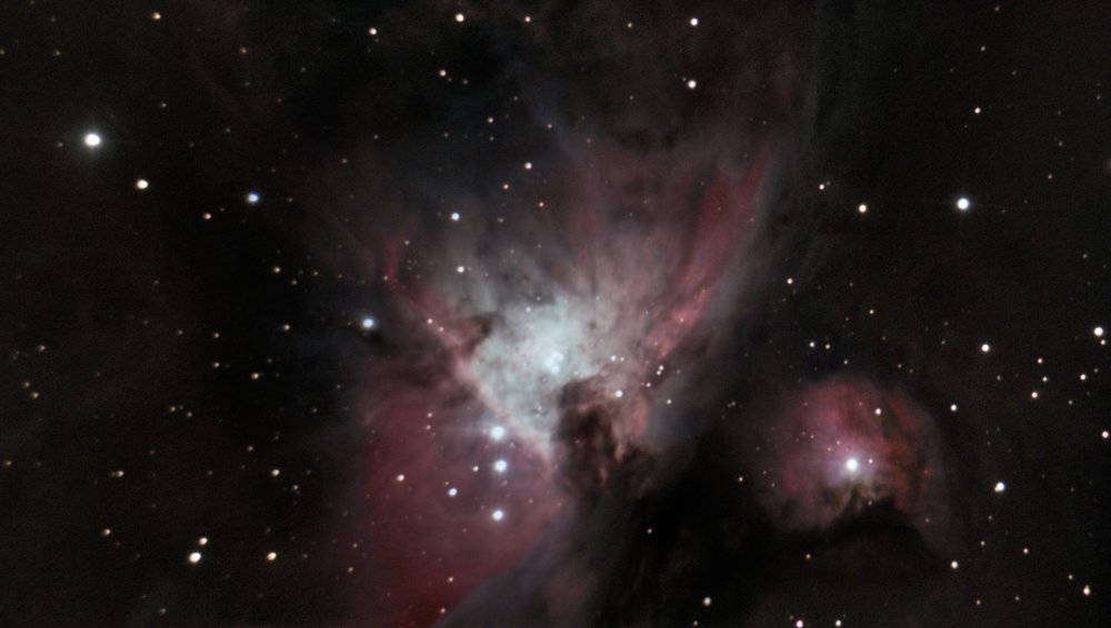 L’image contient peut-être : nuit