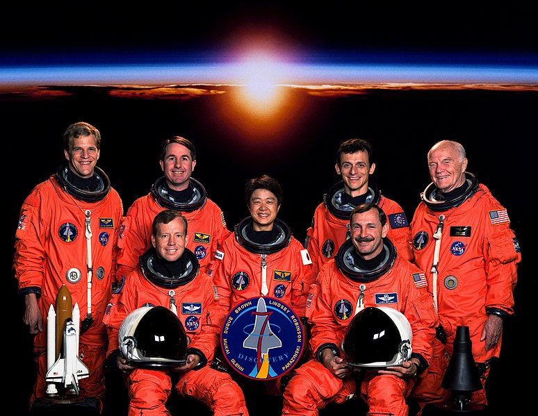 774px-STS-95_crew.jpg