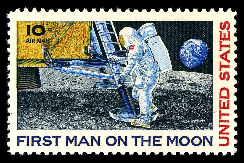 800px-First_man_on_the_moon.jpg