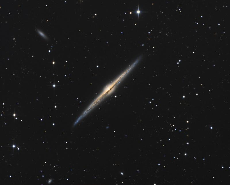 800px_71_1524603003NGC4565Lrgb-70pc.jpg