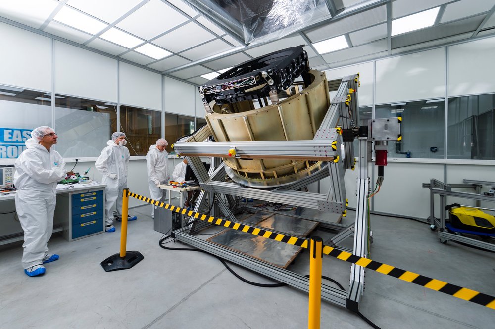 EF8zcJ3WwAABHA1?format=jpg&name=4096x409