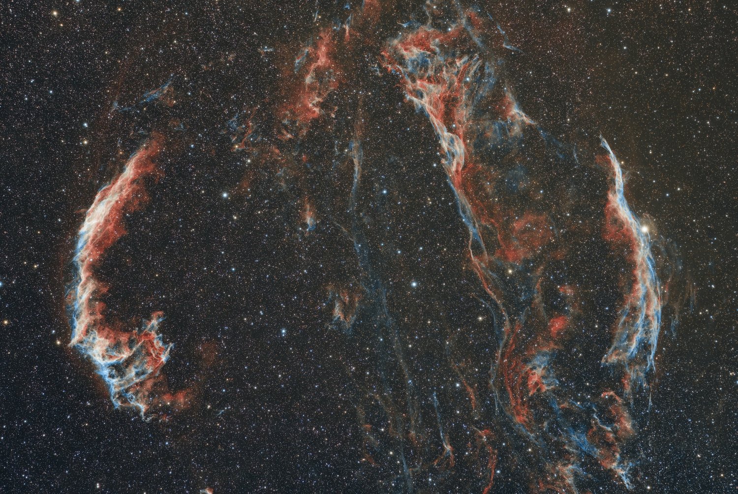 Dentelles_40x180s_15x60s_FSQ0.73x_ASI260