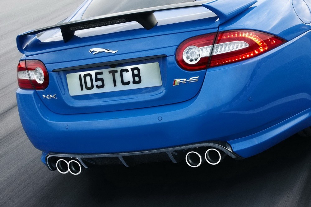 Jaguar-XKR-S.4.jpg