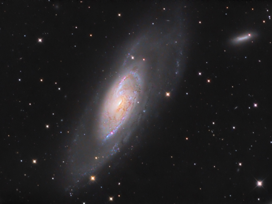 M106_LRGB_900.jpg