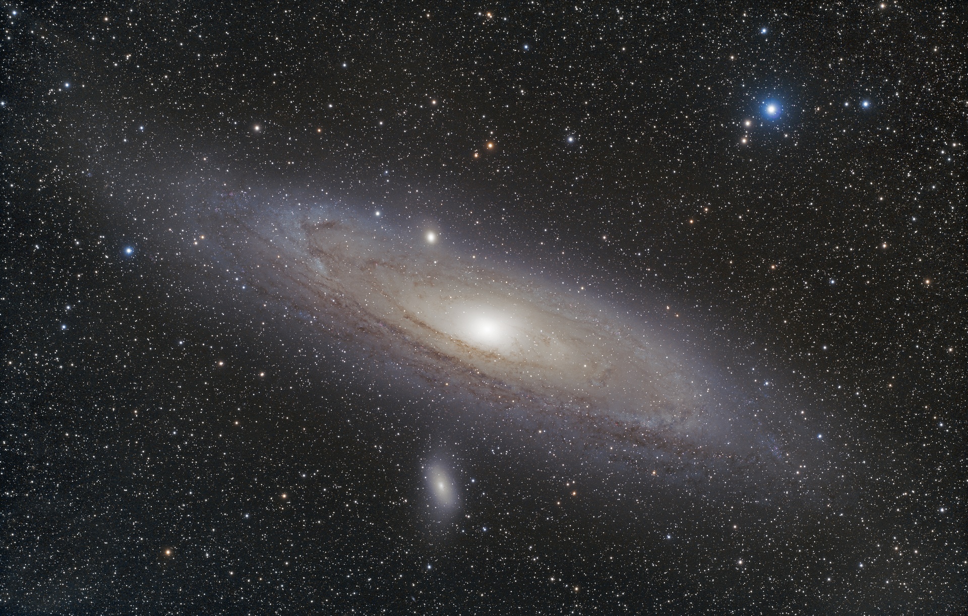 M31FSQ106-304x30s-3200iso-14082018b_t.jpg