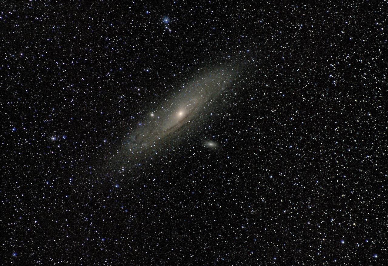 M31_fond_gris_ptt.jpg