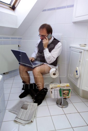 Man-computer-mobile-phone-toilet.jpg