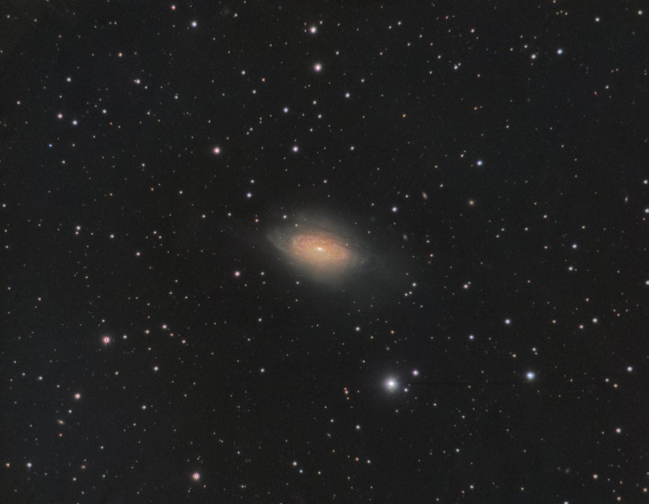 NGC3521_LRGB_2015_04_12_ps.jpg