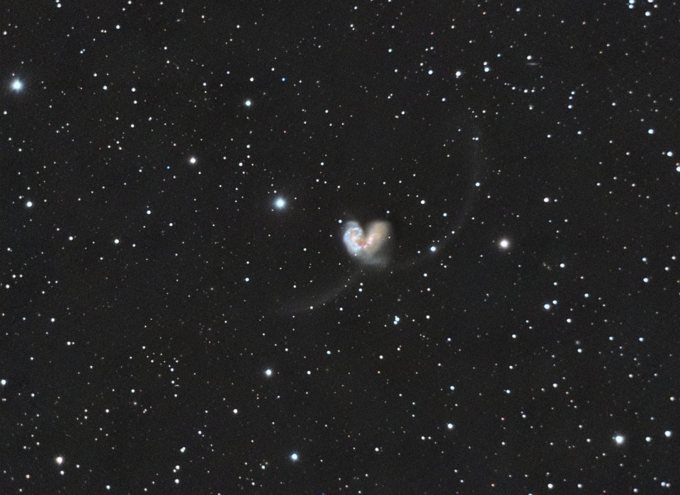 NGC4038_LRGB_45x3mn_10x3mn_ps.jpg