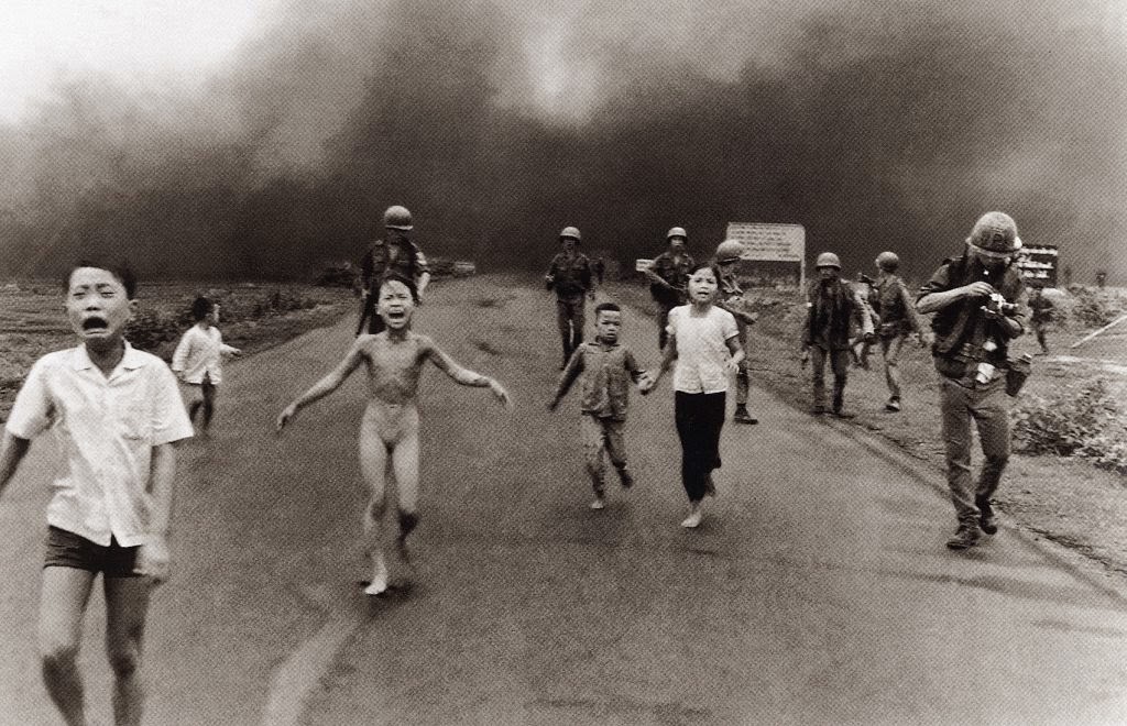 Nick-Ut-Children-Fleeing-an-Aerican-Napalm-Strike-1972.jpg