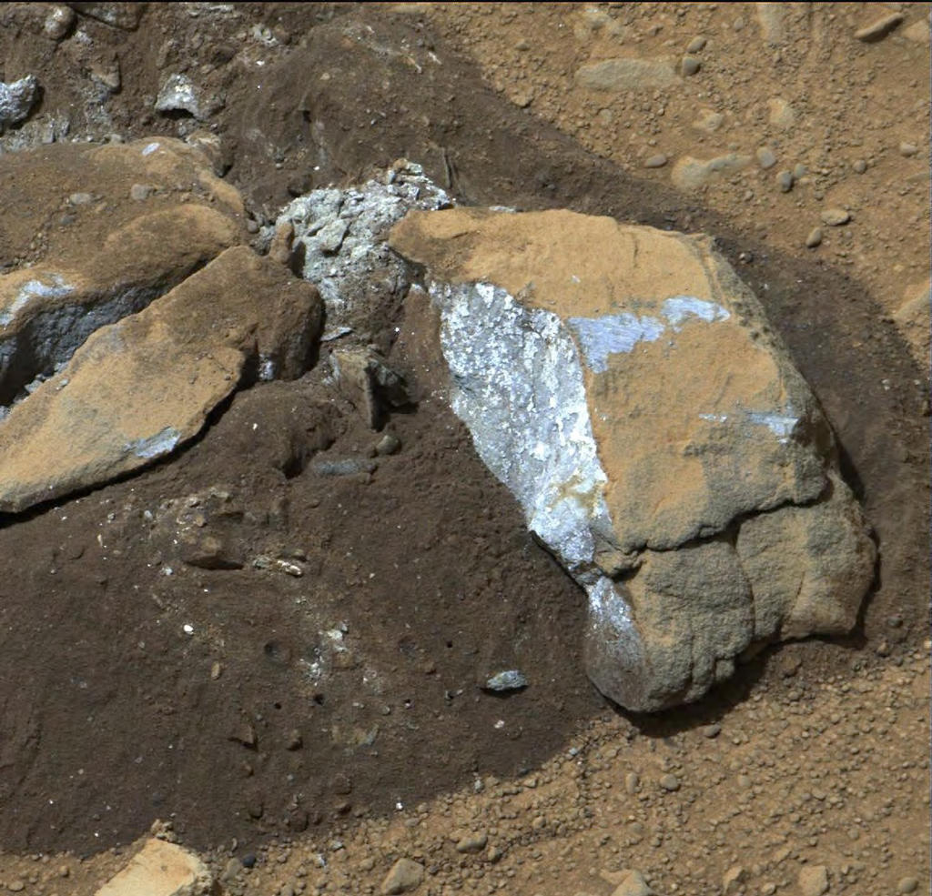 PIA16804_Sol174rock-br2.jpg