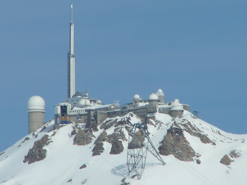Pic_du_Midi_de_Bigorre_Observatory.jpg