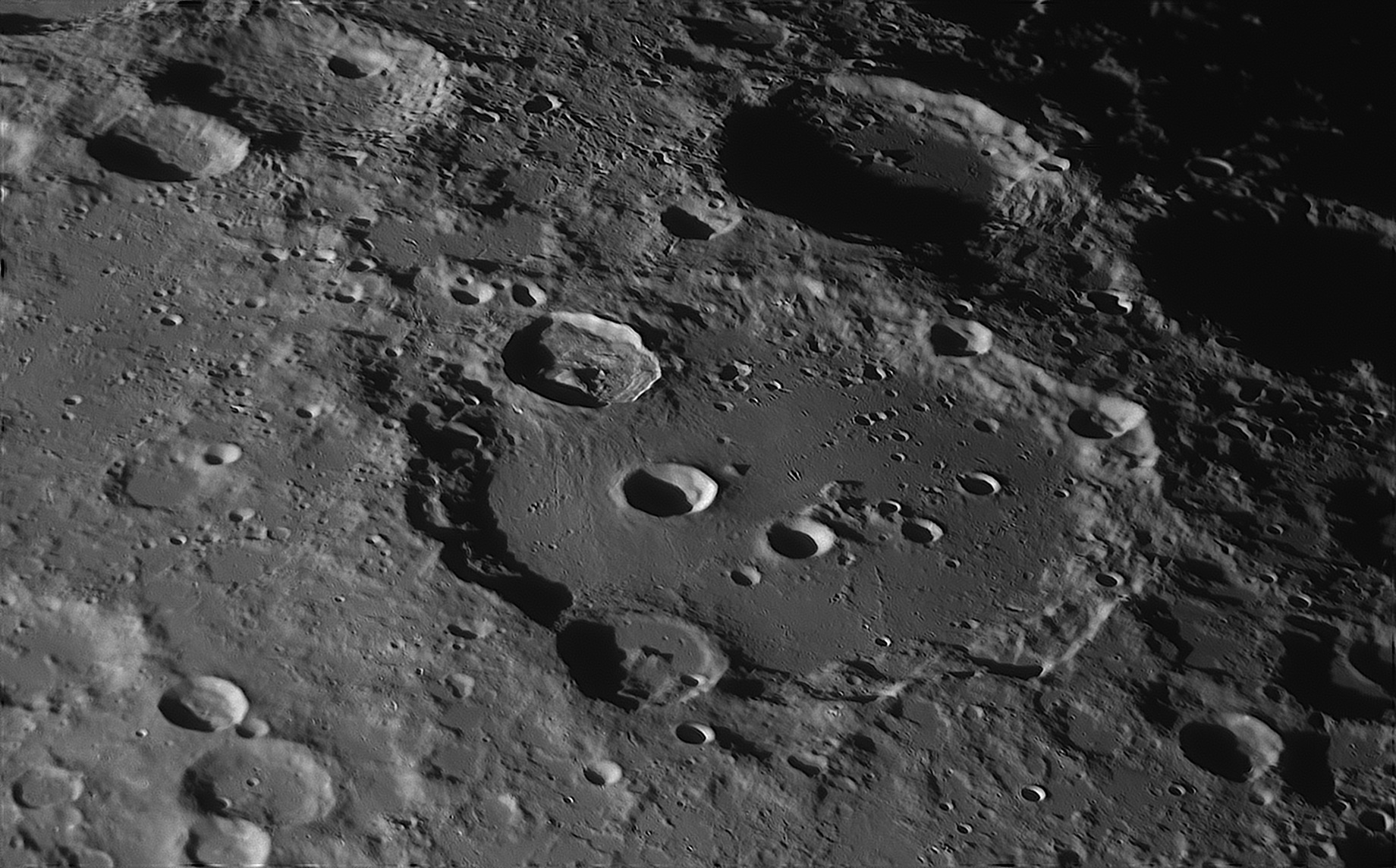clavius711sellarzacb3x.jpg