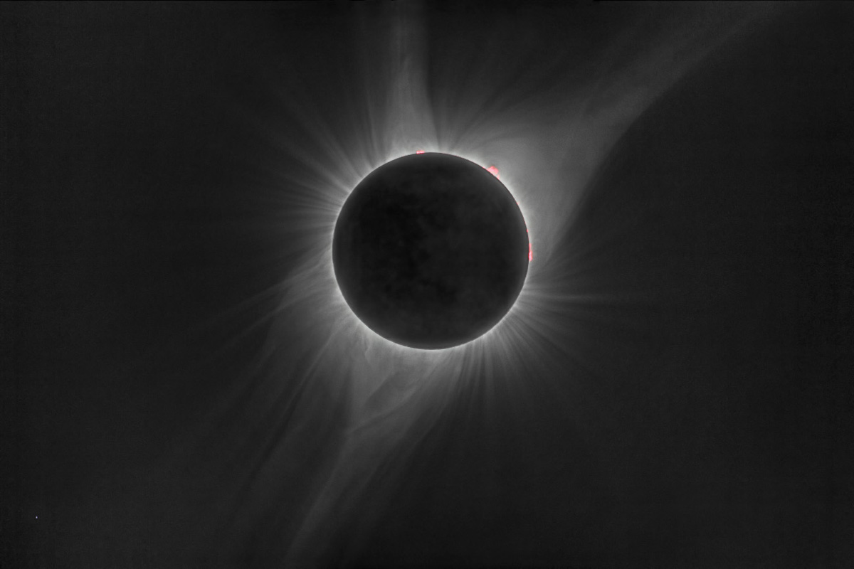eclipse_2017_couronne_HR.jpg