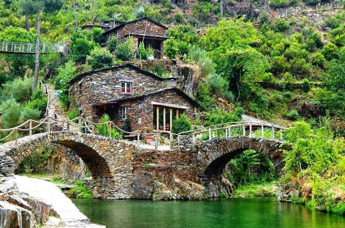 10454888.jpg?resize=696,460