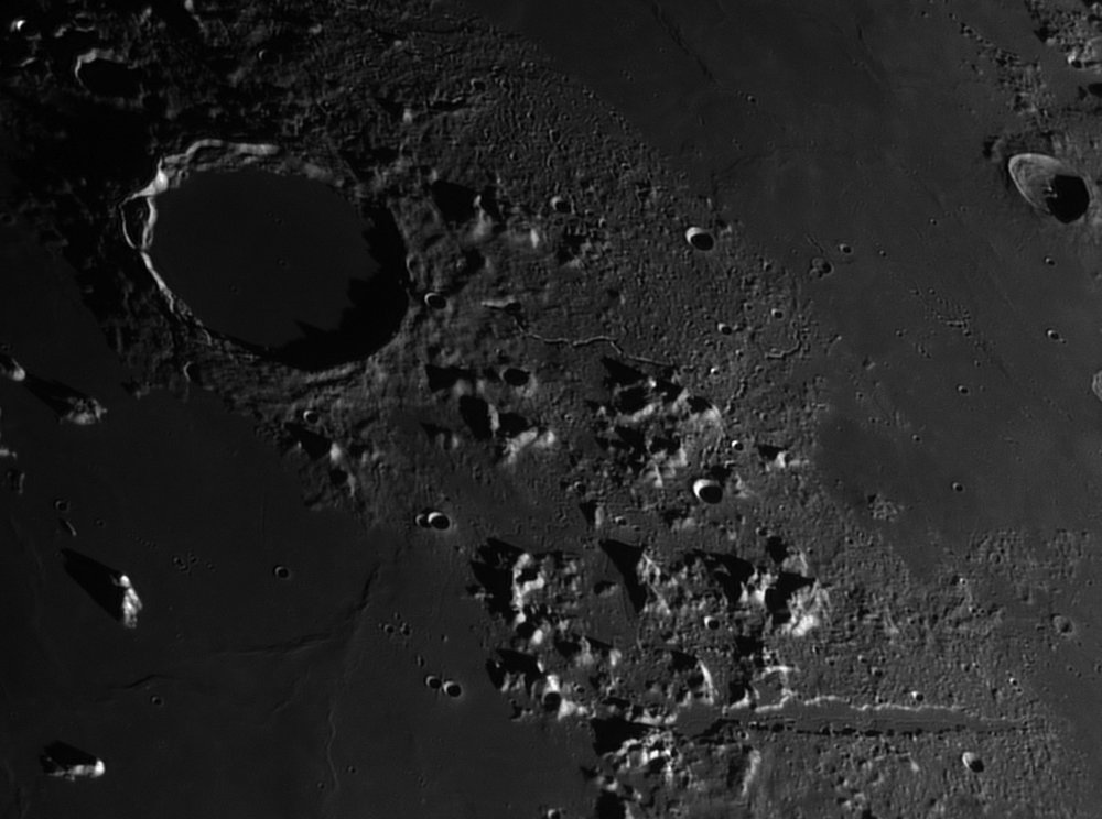 large.5c67d53b0cd1d_Moon_201957_lapl4_ap