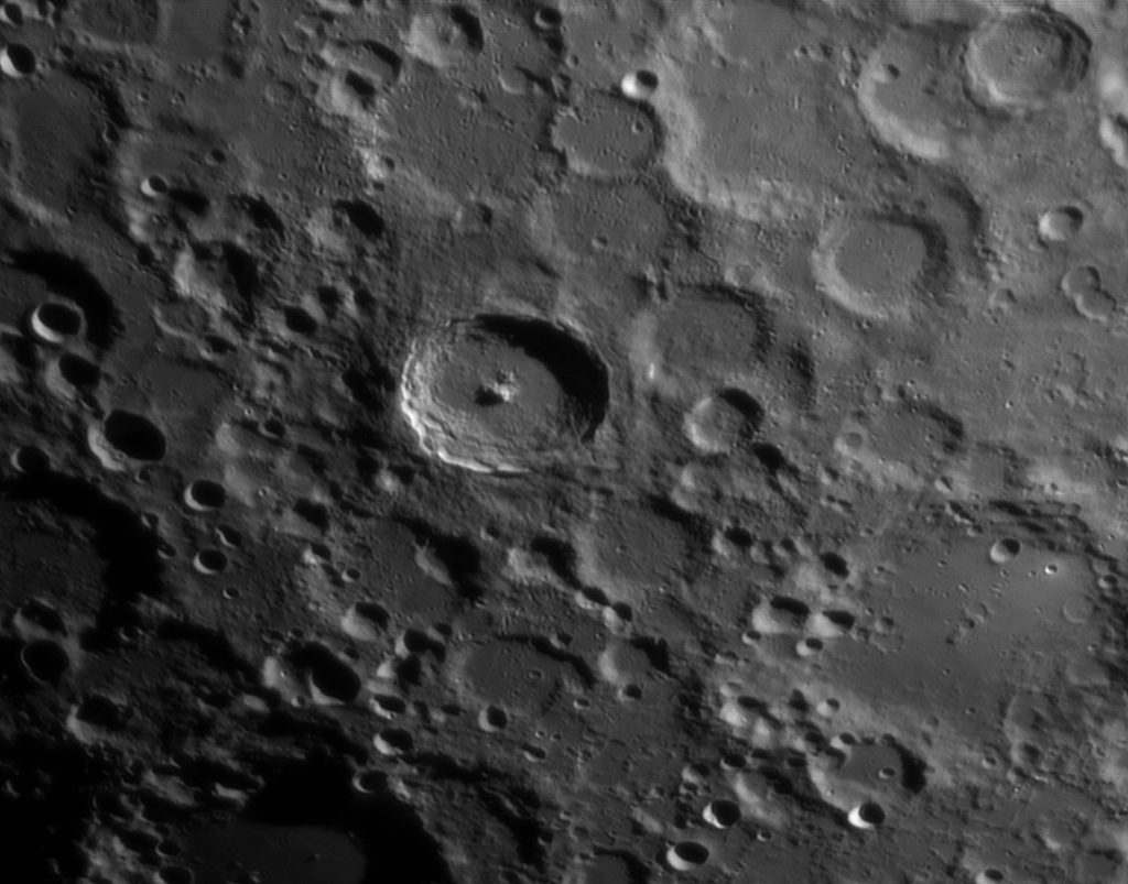 lune-241012-_00014.jpg