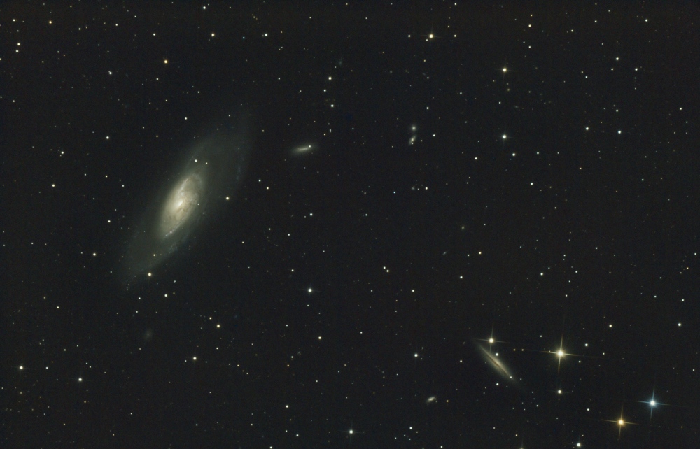 m106_iris2_p3_g_petit.jpg
