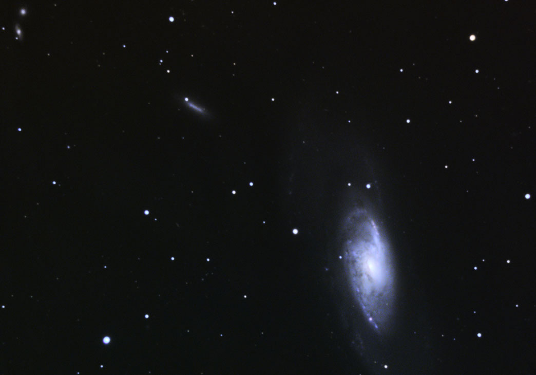 m106small.jpg