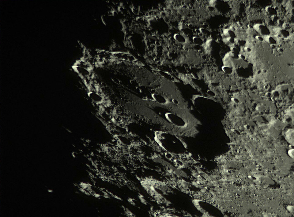 medium.5c667d561c596_Moon_201749_lapl4_a