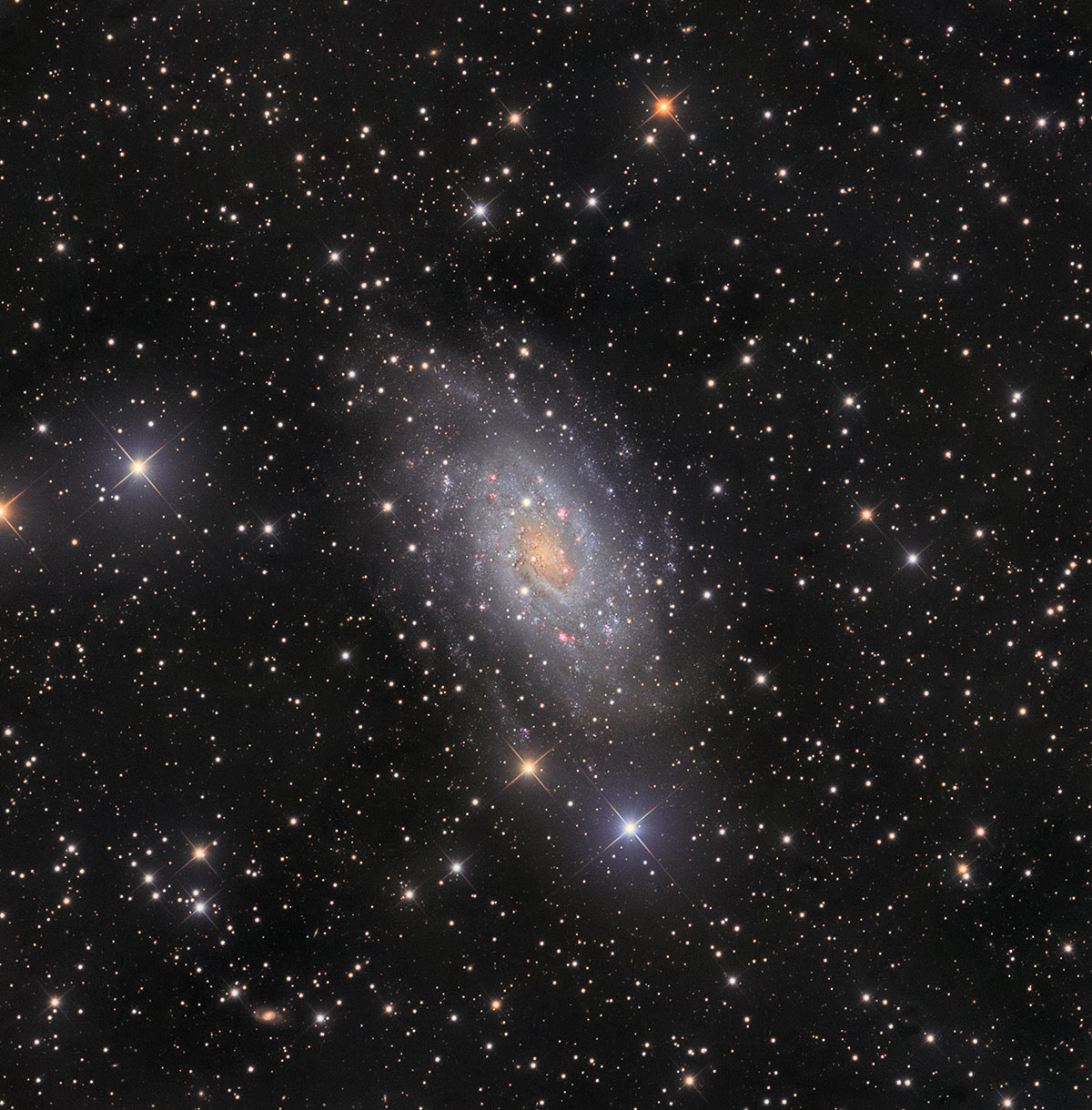 ngc2403_LRVB9-30.jpg