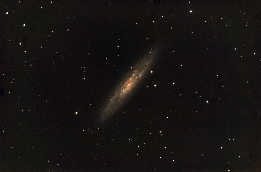 ngc253-20131204-33x2mn-rdcx2-ps.jpg