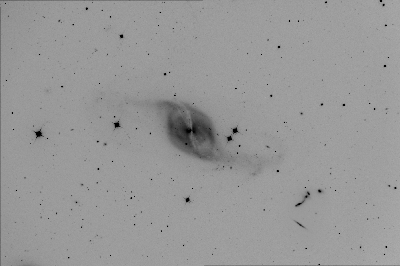 ngc3718negatif.jpg