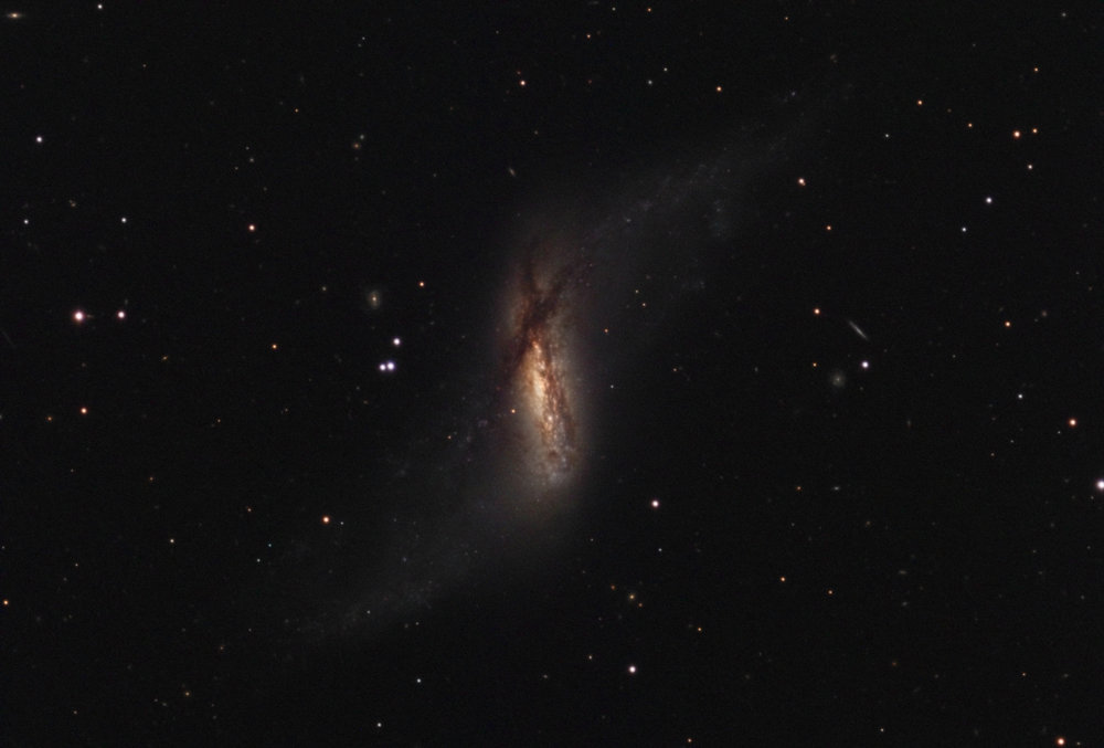 ngc660_20181004_v3_vignette_forum.jpg
