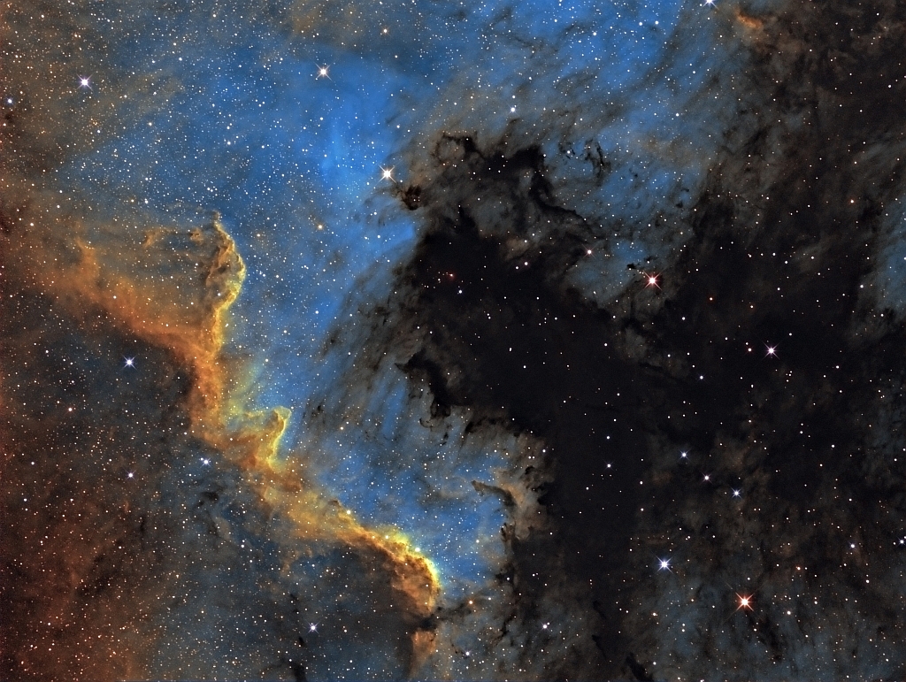 ngc7000_theWall_red.jpg