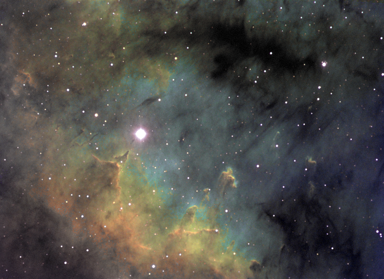 ngc7822b_sho.jpg