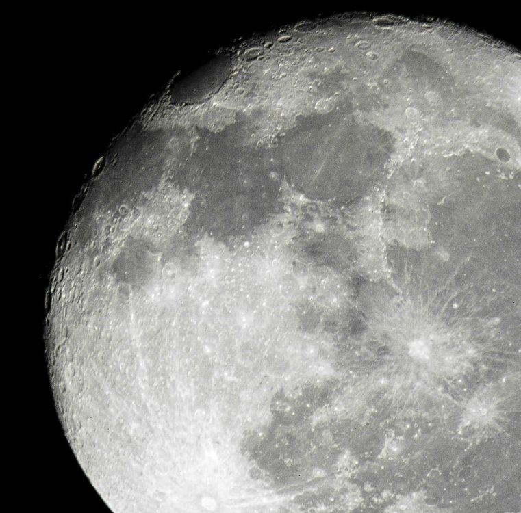 ob_d41867_lune-28-09-18-dxo-b-petite.jpg