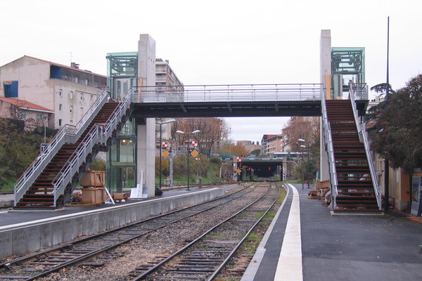 p01-passerelle-sncf-aix-en-provence.jpeg