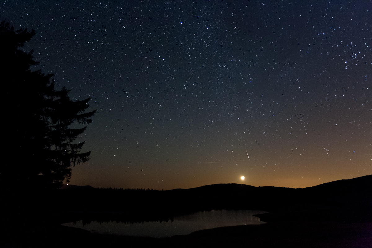 perseides_2015_08_10_lac_lune.jpg