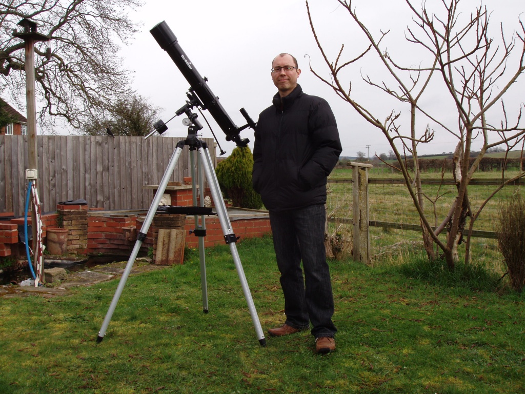 Image result for refractor Skywatcher 90/900 and EQ 2 mount