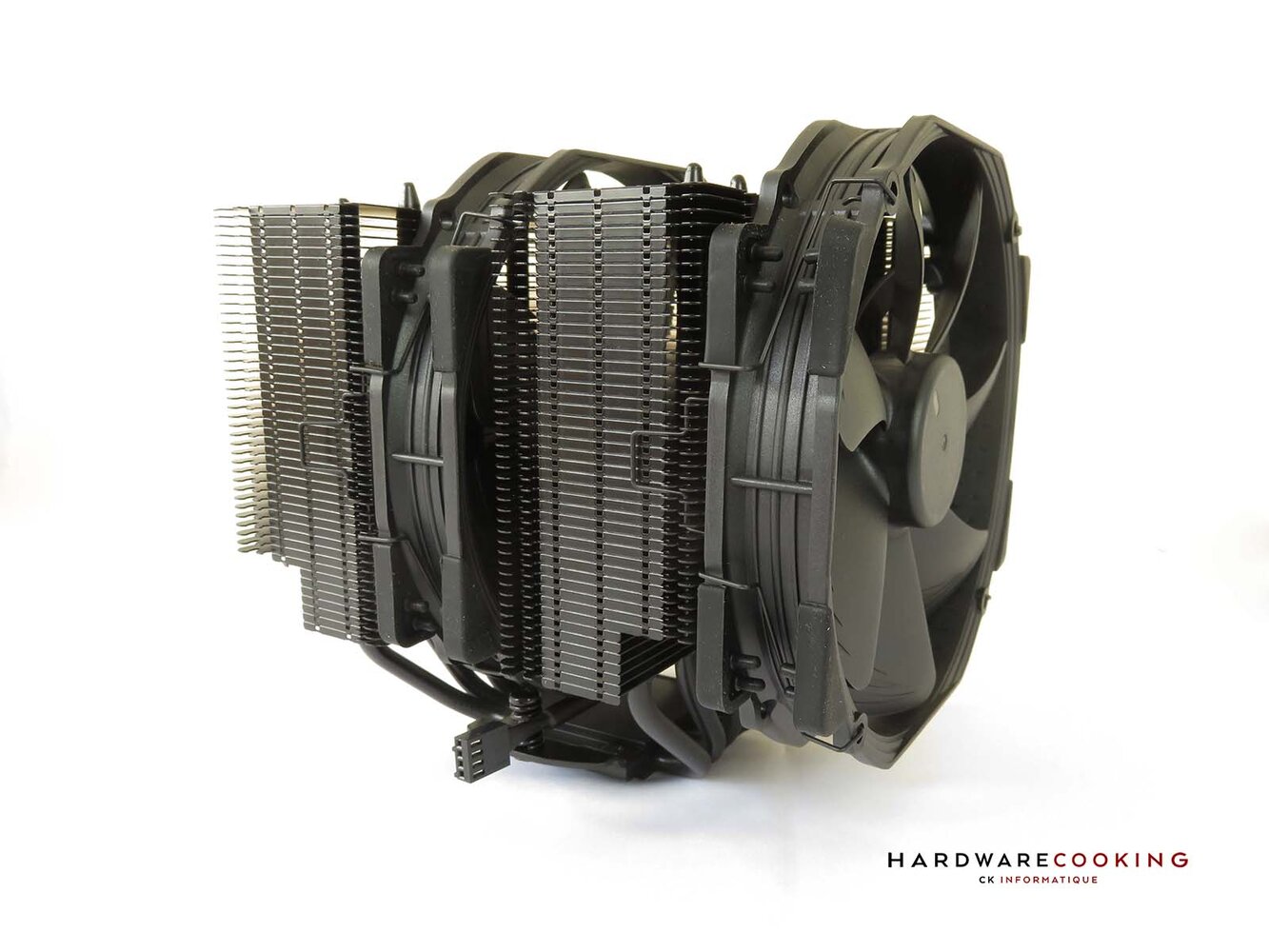 Test : ventirad Noctua NH-D15 chromax.black, le mastodonte noir !