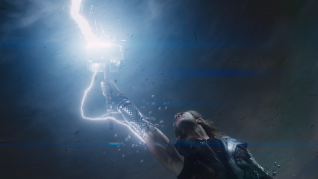 thor-screenshots-lightning-marvel-chris-hemsworth-the-avengers-movie-mjolnir-HD-Wallpapers-640x360.png