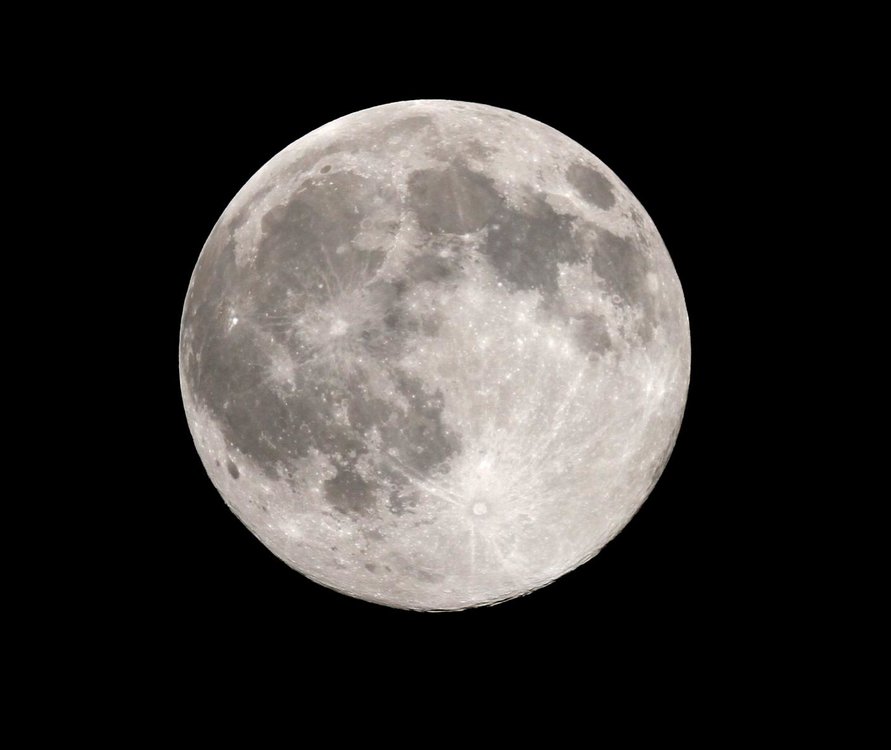 5aa581294c731_Lune_800x600_contraste_amlior.thumb.jpg.e8948fe36abc67c85c69c5d2456e8221.jpg