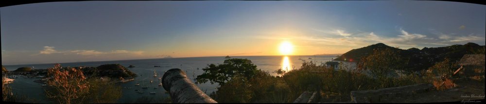 5aa581ab81ac6_CoucherSoleilPano201105062COMP.thumb.jpg.bc1fd0e1d9c24db083a2a55e1f361bf8.jpg