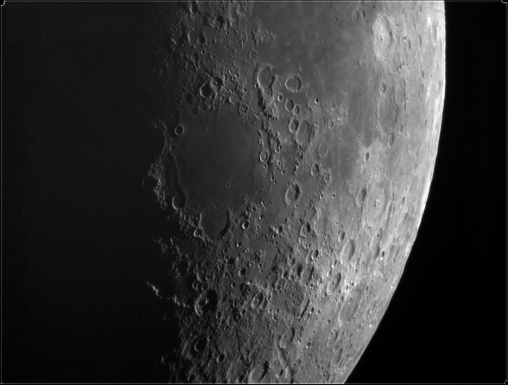 Lune 20180420-173752283_135_g_0061_08b_g4_ap883_iris.jpg