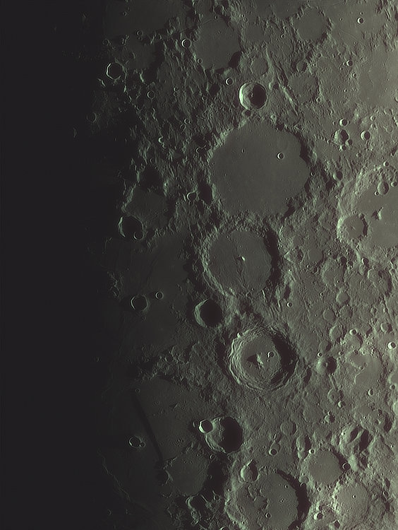 Moon_221628_ACx21319ap32_lapl4_ap3393-astra2.jpg