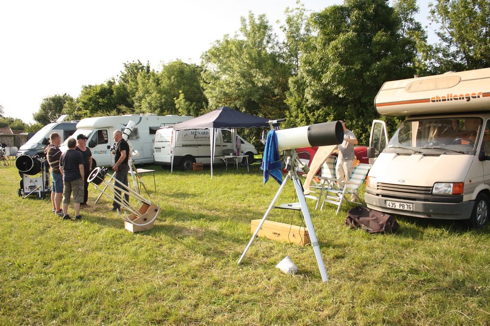 Camping-cars.thumb.jpg.2cca91689146e5d5a7560673d5a1ec82.jpg