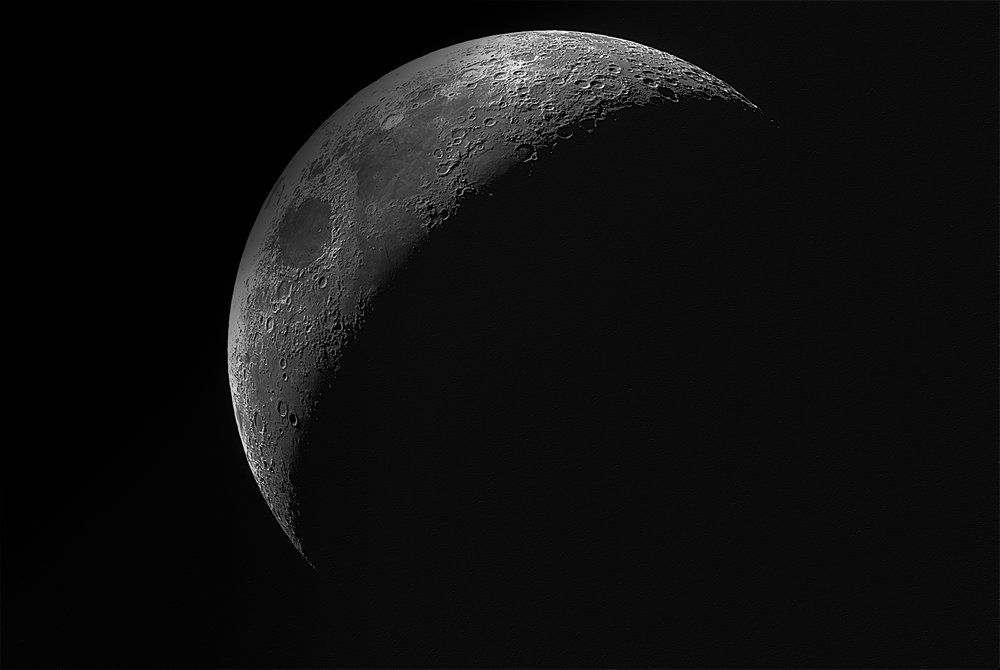 lune2.thumb.jpg.abf8aad9861b4cfbdefa18be486808d6.jpg