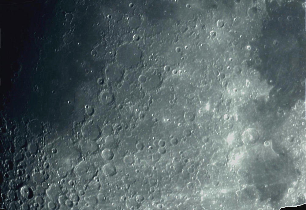 VLC Lune 20180622-194055814_174_g_0093_08b_lapl4_ap1819_AA6_iris_CS2.jpg