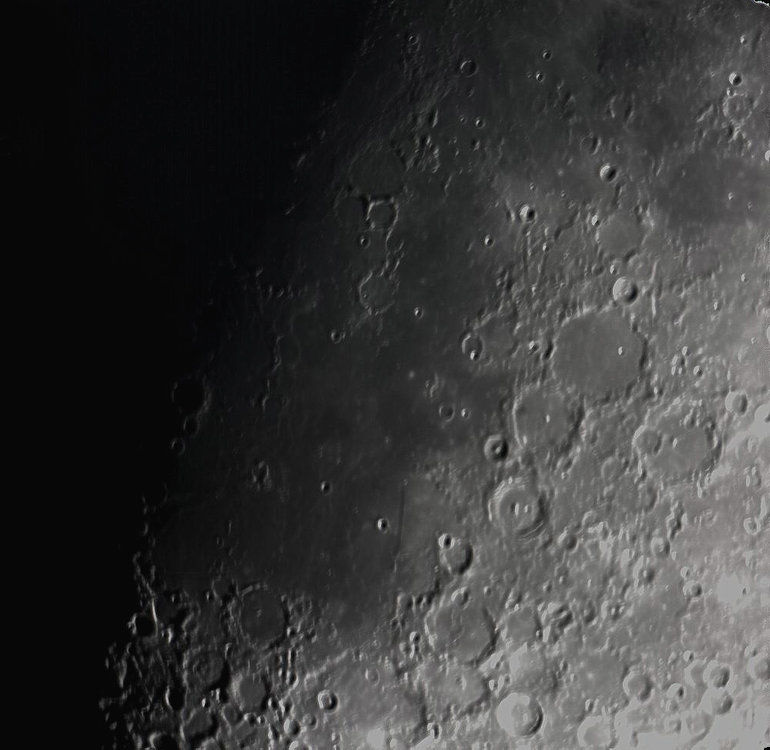 VLC Lune 20180622-194550487_176_g_0093_08b_lapl4_ap1011_AA6_iris_CS2.jpg