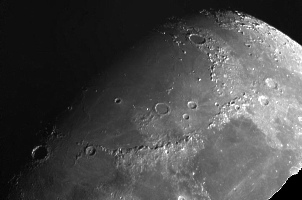 VLC Lune 20180622-194709872_177_g_0093_08b_lapl4_ap761_AA6_iris_CS2.jpg