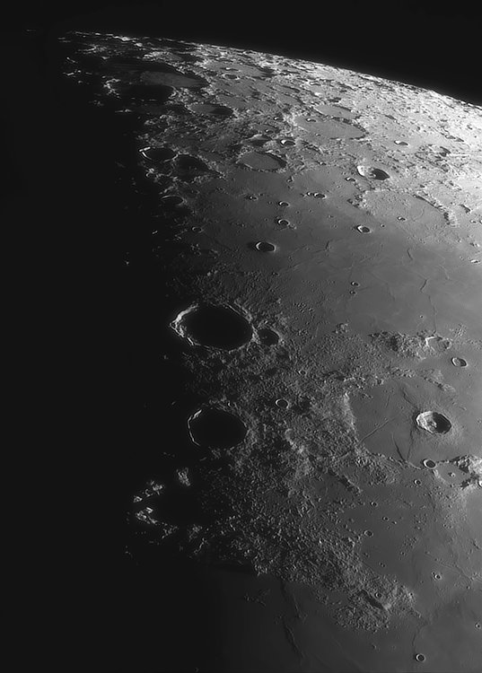 Moon_221813_ACx2-1858ap40_grad4_ap2192-astra1-gimp.jpg