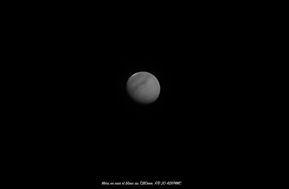 5ba2569a22e9c_marsnoiretblanc.thumb.jpeg.853287ffdf2bfed7ea5b008a4110ef8c.jpeg
