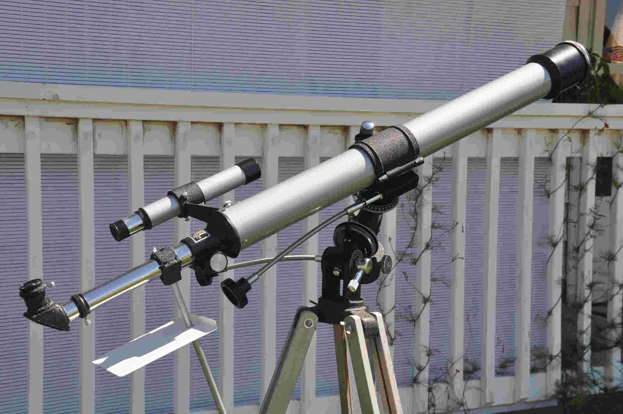 Quel télescope choisir pour un enfant ? - Optique Unterlinden