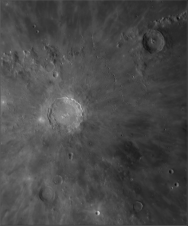 Moon_061027_newtonx2-866ap40_grad4_ap1806-astra1.jpg