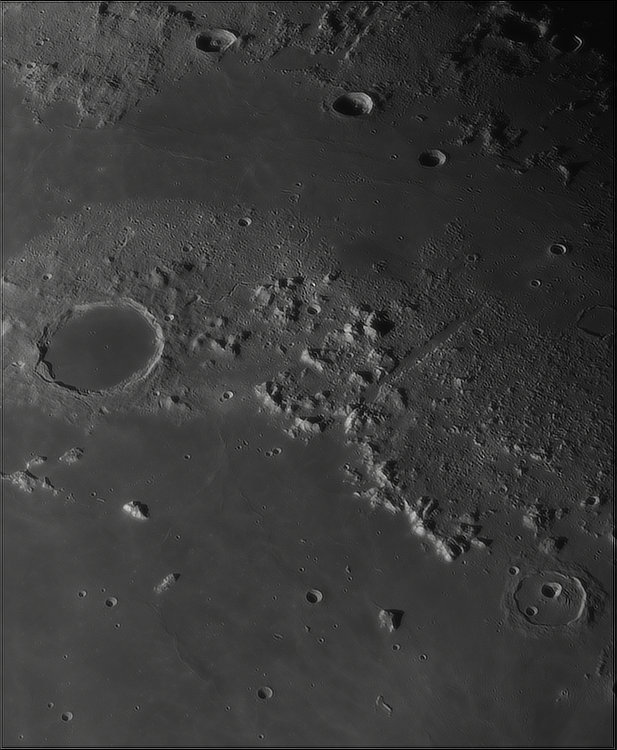 Moon_063021_newtonx2-1414ap40_grad4_ap1847-astra1.jpg